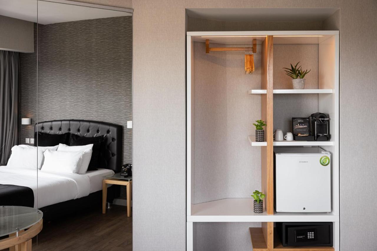 Kreoli Suites Glyfada Athènes Extérieur photo